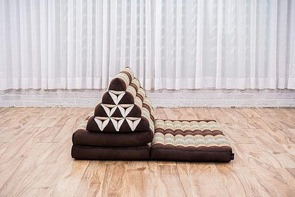 Leewadee 3-Fold Mat XXL with Triangle Cushion – Firm TV Pillow, Foldable Mattress with Cushion Made of Kapok, 67 x 31 inches, Brown