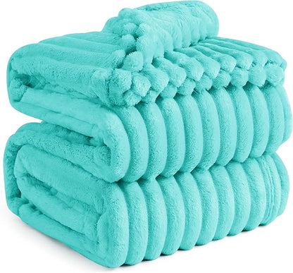 Bedsure GentleSoft Blue King Size Blanket for Bed - Cozy Soft Blankets for Women, Cute Small Fleece Throws for Girls, Birthday Gifts for Women Decor Gifts for Mom, Blue Fog, 108x90 Inches