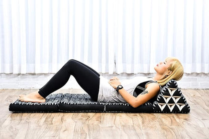 Leewadee - Comfortable Japanese Floor Mattress - Thai Floor Bed with Triangle Cushion - Futon Mattress - Thai Massage Mat, 67 x 21 inches, Anthracite Black, Kapok Filling