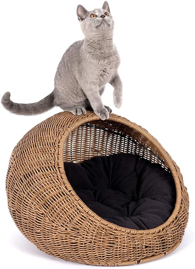 D+GARDEN Wicker Cat Bed Dome for Medium Indoor Cats - a Covered Cat Hideaway Hut of Faux Rattan Houses Pets in Dome Basket, Washable-Mewly Pet