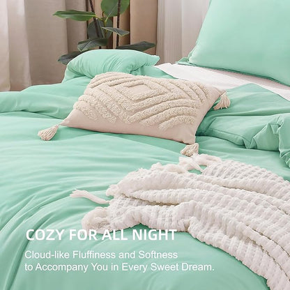 Litanika Comforters Mint Green King Size, 3 Pieces Lightweight Solid Bedding Set & Collections, All Season Fluffy Bed Set (104x90In Comforter & 2 Pillowcases)