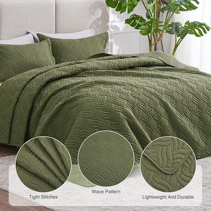 Love's cabin King Size Quilt Bedding Set Olive Green Bedspreads - Bed Summer Lightweight Bedspread Comforter - Wave Pattern Bedding Coverlet for All Season - 3 Pieces (1 Quilt, 2 Pillow Shams)