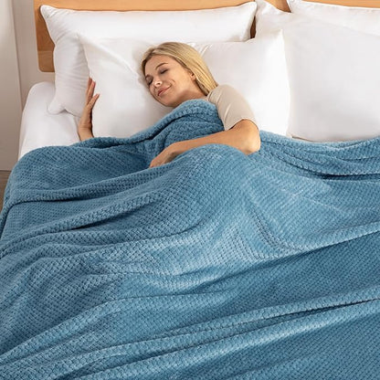 Exclusivo Mezcla Fleece Bed Blanket Twin Size, Super Soft and Warm Blankets for Couch, Sofa and Bed Waffle Textured, Cozy, Fuzzy and Lightweight (Slate Blue, 60x80 inches)