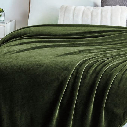 Walensee Fleece Blanket Plush Throw Fuzzy Lightweight (Throw Size 50x60 Olive Green) Super Soft Microfiber Flannel Blankets for Couch, Bed, Sofa Ultra Luxurious Warm and Cozy for All Seasons