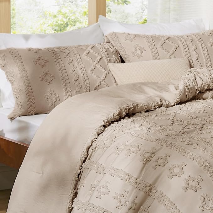 Bedsure Tufted Boho Comforter Set Twin Size - Khaki Boho Bed Set, GentleSoft™ 2 Pieces Farmhouse Shabby Chic Embroidery Bedding, Gifts for Woman, Soft Jacquard Twin Comforter for All Seasons