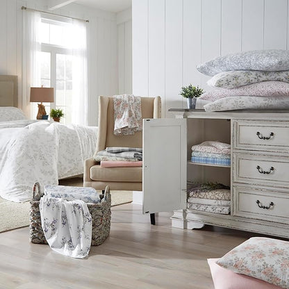 Laura Ashley - Flannel Sheets Queen Size, Anti-Pilling & Wrinkle Resistant Cotton, Touchably Soft for All-Season Comfort - Bed Sheets with Matching Pillowcases & Fitted Sheet (Victoria Beige)
