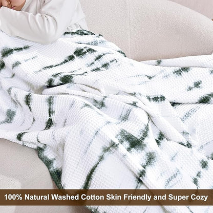 PHF 100% Cotton Tie-dye Waffle Weave Blanket King Size,Soft Breathable Skin-Friendly Durable Layering for All Season, Manual Elegant Delicate Pattern for Bed, Home Decor, Couch,Tie Dyed Green, 104x90