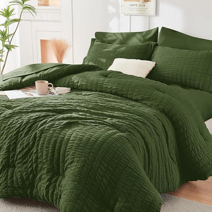 HYMOKEGE Olive Green Queen Comforter Set Seersucker 7 Pieces, All Season Luxury Bed in a Bag Queen for Bedroom, Bedding Set with Comforter, Sheets, Pillowcases & Shams