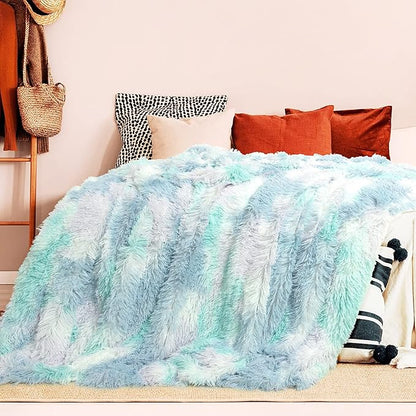 Tuddrom Decorative Extra Soft Faux Fur Throw Blanket,Solid Reversible Fuzzy Lightweight Long Hair Shaggy Blanket,Fluffy Cozy Plush Fleece Comfy Microfiber Fur Blanket for Couch Sofa Bed,Tie Dye Blue