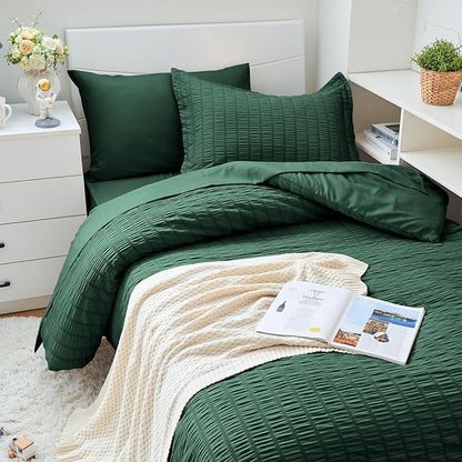 HYMOKEGE Emerald Green Twin XL Comforter Set Seersucker 5 Pieces, All Season Luxury Bed in a Bag for Bedroom, Bedding Set with Comforter, Sheets, Pillowcase & Sham