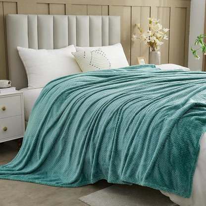 NEWCOSPLAY Super Soft Queen Blanket Light Teal Premium Silky Flannel Fleece Leaves Pattern Lightweight Bed Blanket All Season Use (Light Teal, Queen(90"x90"))
