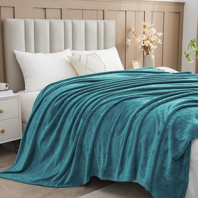 NEWCOSPLAY Super Soft Queen Blanket Dark Blue Premium Silky Flannel Fleece Leaves Pattern Lightweight Bed Blanket All Season Use (Dark Blue, Queen(90"x90"))