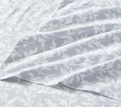 Laura Ashley - Flannel Sheets Full Size, Anti-Pilling & Wrinkle Resistant Cotton, Touchably Soft for All-Season Comfort - Bed Sheets with Matching Pillowcases & Fitted Sheet (Crestwood Pastel Grey)