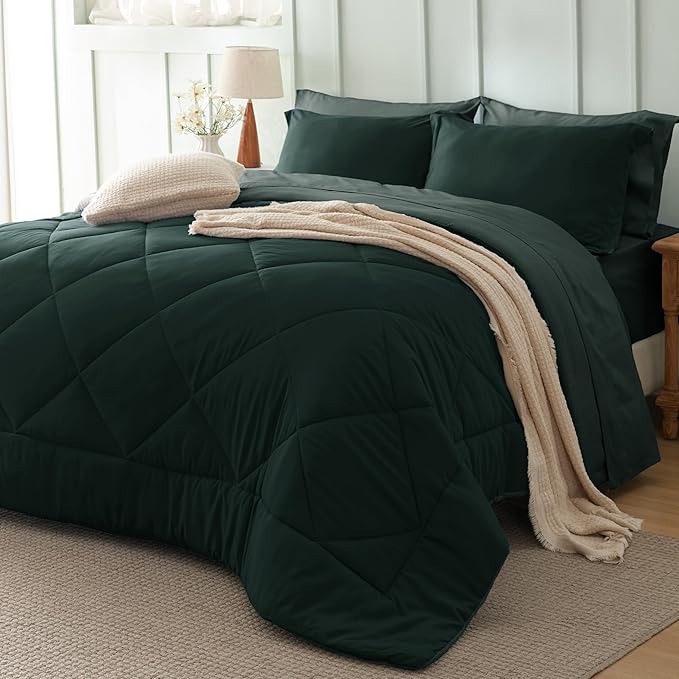 Bedsure King Comforter Set - 7 Pieces Reversible Emerald Green Bedding, King Size Bed Set for All Seasons, Bed in a Bag with Down Alternative Comforter, Sheets, Pillowcases & Shams