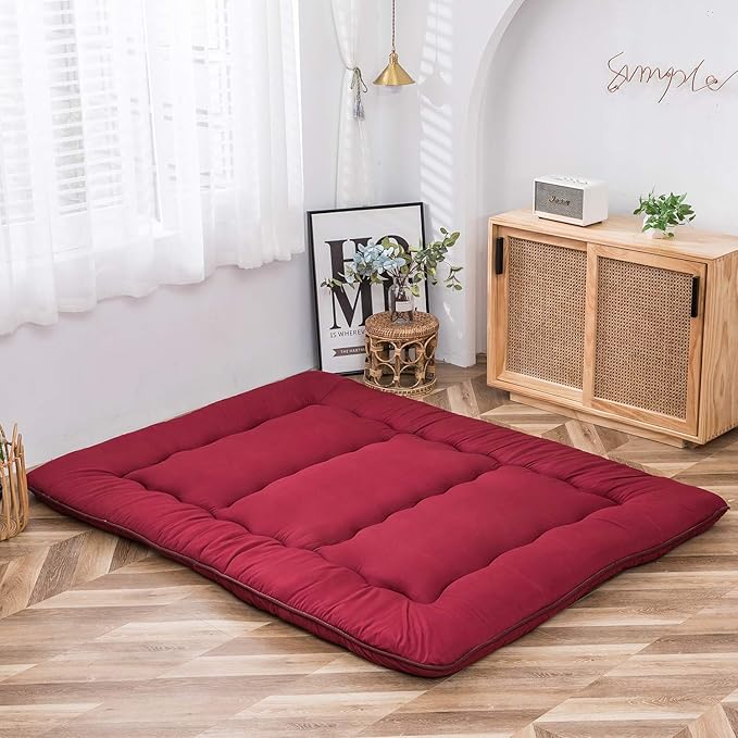 MAXYOYO Japanese Floor Futon Mattress - Thicken Sleeping Pad, Foldable Roll Up Mattress Topper, Guest Floor Bed, Burgundy, Queen