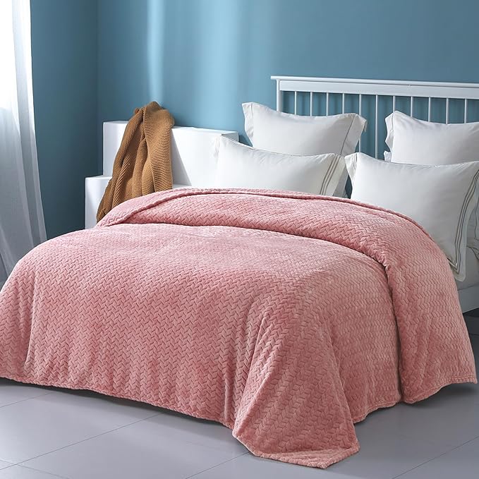 Exclusivo Mezcla Fleece Twin Size Blanket for Bed, 90x66 Inches Soft Cozy Jacquard Flannel Blankets, Lightweight Fuzzy Plush Warm for Winter, Pink