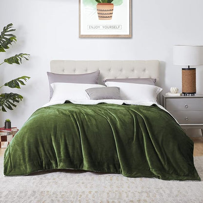 Walensee Sherpa Fleece Blanket (Throw Size 50”x60” Olive Green) Plush Throw Fuzzy Super Soft Reversible Microfiber Flannel Blankets for Couch, Bed, Sofa Ultra Luxurious Warm and Cozy for All Seasons
