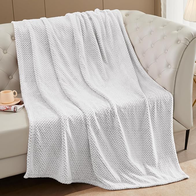 Exclusivo Mezcla Fleece Bed Blanket Queen Size, Super Soft and Warm Blankets for Couch, Sofa and Bed Waffle Textured, Cozy, Fuzzy and Lightweight (Mixed Light Grey, 90x90 Inches)