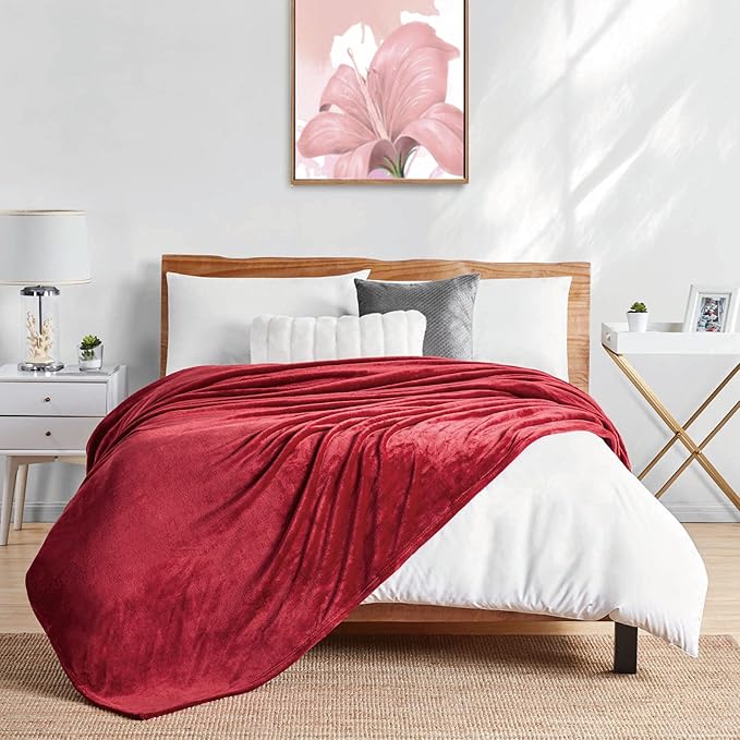 Walensee Fleece Blanket Plush Throw Fuzzy Lightweight (XL-Twin Size 66x90 Red) Super Soft Microfiber Flannel Blankets for Couch, Bed, Sofa Ultra Luxurious Warm and Cozy for All Seasons