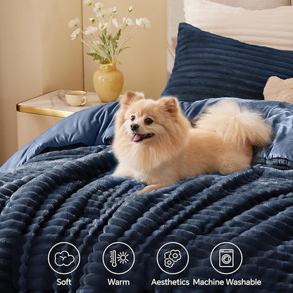 BEDELITE Fleece California King Comforter Set -Super Soft & Warm Fluffy Navy Blue Bedding, Luxury Fuzzy Heavy Bed Set for Winter with 2 Pillow Cases