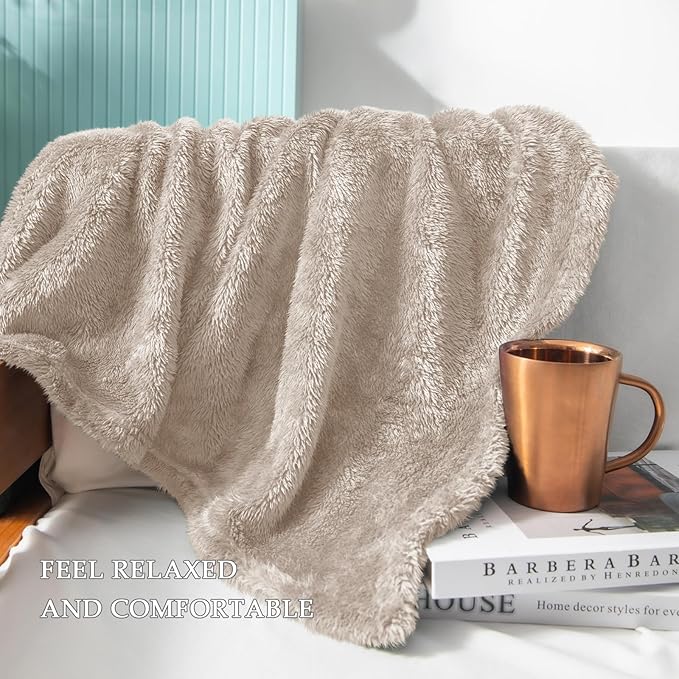 Exclusivo Mezcla Plush Fuzzy Fleece Bed Blanket Queen Size, Super Soft, Fluffy and Warm Blankets Suitable for All Seasons (Camel, 90x90 Inches)