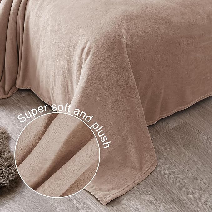 Exclusivo Mezcla Fleece Blanket King Size for Bed, Super Soft and Warm, All Season Use, Cozy, Plush, Lightweight, 90x104 Inches, Camel