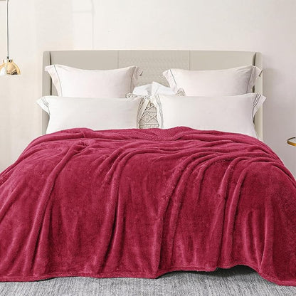Exclusivo Mezcla Plush Fuzzy Fleece Bed Blanket Twin Size, Super Soft, Fluffy and Warm Blankets, Suitable for All Seasons (Deep Red, 90x66 Inches)