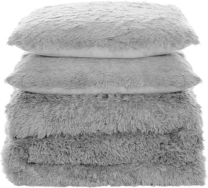 King Luxury Faux Fur Comforter Set - Soft & Breathable 7-Piece Bedding Collection - 1 Comforter, 1 Fitted Sheet, 1 Flat, 2 Pillowcases, 2 Pillow Shams - Deep Pocket - Premium Quality, Silver