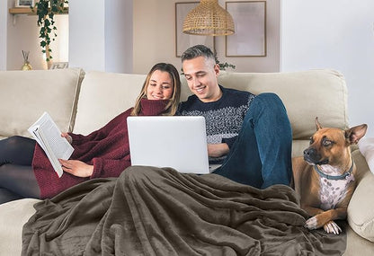 Utopia Bedding Fleece Blanket King Size Brown 300GSM Luxury Fuzzy Soft Anti-Static Microfiber Bed Blanket (90x102 Inch)