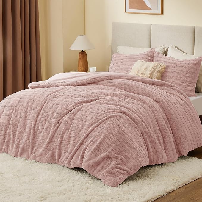 BEDELITE Fleece Queen Comforter Set -Super Soft & Warm Fluffy Pink Faux Fur Bedding, Luxury Fuzzy Heavy Bed Set for Winter with 2 Pillow Cases