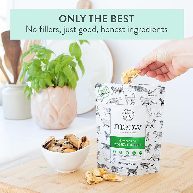 Meow Freeze Dried Cat Treats - New Zealand Green Mussel, High Protein, Healthy Cat Snacks and Toppers, All Natural for All Life Stages, 1.76 oz-Mewly Pet