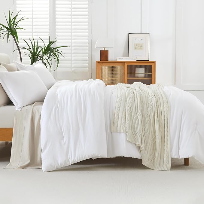 Litanika White Comforter Full Size Set, 3 Pieces Lightweight Solid Bedding Comforter Set, All Season Fluffy Bed Set