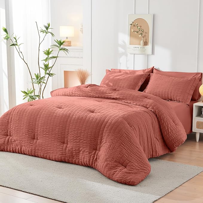 HYMOKEGE Coral Twin Comforter Set Seersucker 5 Pieces, All Season Luxury Bed in a Bag for Bedroom, Bedding Set with Comforter, Sheets, Pillowcase & Sham