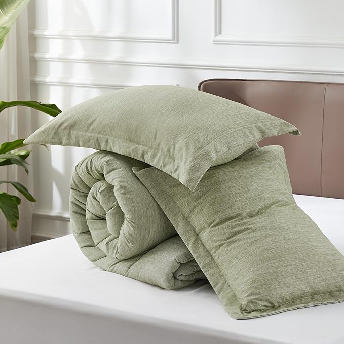 Bedsure Oversized Queen Comforter Set - Olive Green Soft Bedding for All Seasons, Cationic Dyed Bed Set, 3 Pieces, 1 Oversized Queen Size Comforter (98"x98") and 2 Pillow Shams (20"x36"+2")