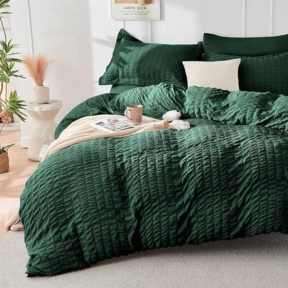 HYMOKEGE Emerald Green Queen Comforter Set Seersucker 7 Pieces, All Season Luxury Bed in a Bag Queen for Bedroom, Bedding Set with Comforter, Sheets, Pillowcases & Shams