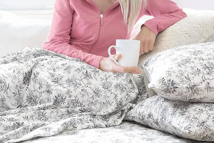 Laura Ashley - Flannel Sheets Twin Size, Anti-Pilling & Wrinkle Resistant Cotton, Touchably Soft for All-Season Comfort - Bed Sheets with Matching Pillowcase & Fitted Sheet (Faye Toile Black)