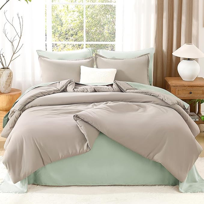 Litanika Comforters Oatmeal Oversized King Size, 3 Pieces Lightweight Solid Bedding Comforter Set, All Season Fluffy Bed Set (120x98In Comforter & 2 Pillowcases)