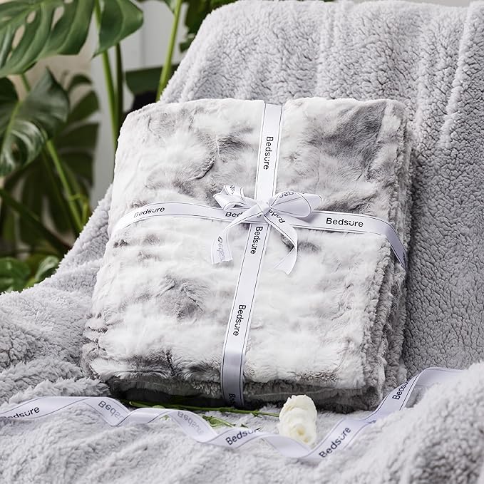 Bedsure GentleSoft Sherpa Fluffy Throw Blanket - Fleece Warm and Cozy Throw for Women Gift, Plush & Fuzzy Faux Fur Christmas Blanket for Couch, Bed Decor, Tie Dye Design, Light Grey, 50x60 Inches