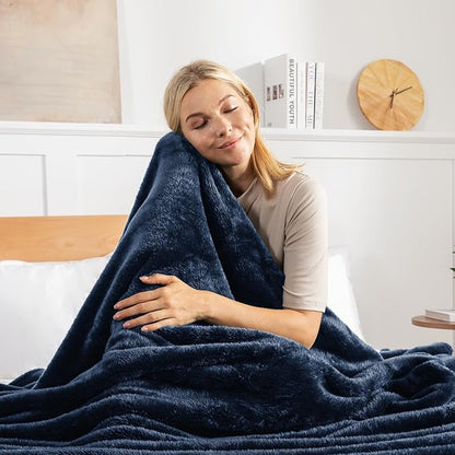 Exclusivo Mezcla Plush Fuzzy Fleece Bed Blanket Queen Size, Super Soft, Fluffy and Warm Blankets Suitable for All Seasons (Navy Blue, 90x90 Inches)