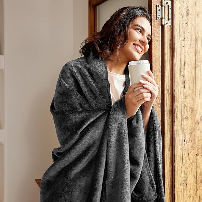 Exclusivo Mezcla Fleece Blanket Twin Size for Bed, Super Soft and Warm, All Season Use, Cozy, Plush, Lightweight, 90x66 Inches, Dark Grey
