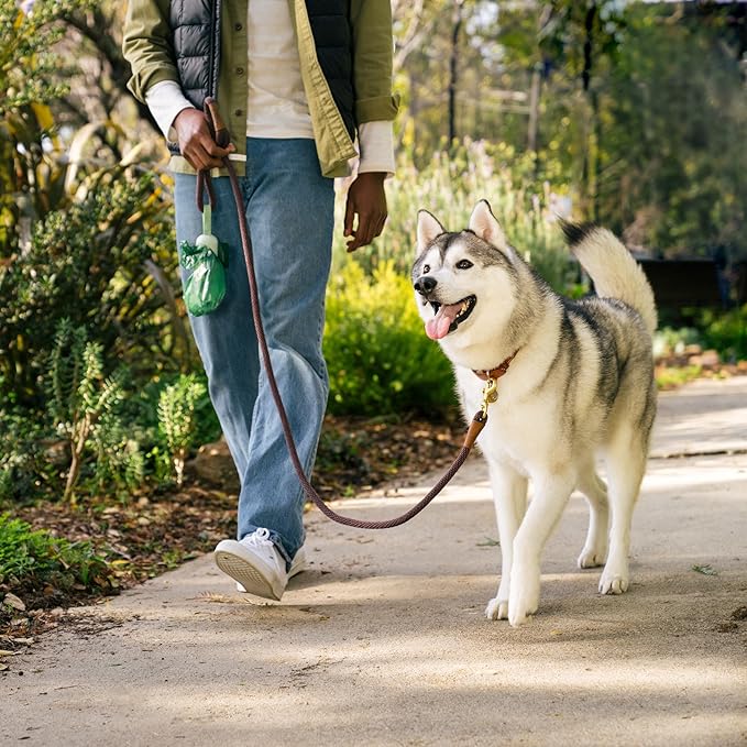 Earth Rated Dog Poop Bag Holder, Durable and Guaranteed Leakproof, Lavender Scented, 1 Dispenser and 900 Bags-Mewly Pet
