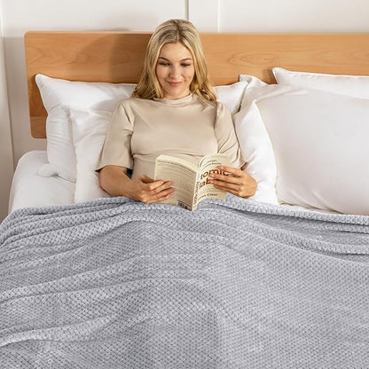 Exclusivo Mezcla Fleece Bed Blanket Twin Size, Super Soft and Warm Blankets for Couch, Sofa and Bed Waffle Textured, Cozy, Fuzzy and Lightweight (Light Grey, 90x66 Inches)