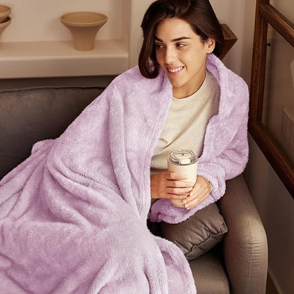 Exclusivo Mezcla Plush Fuzzy Fleece Throw Blanket Extra Large, Super Soft, Fluffy and Warm Blankets for Couch, Bed, Suitable for All Seasons (50x70 Inches, Light Purple)