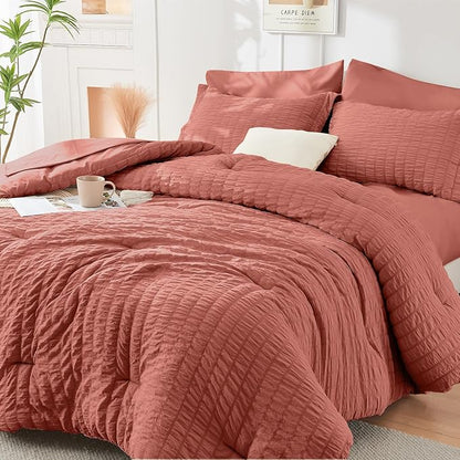 HYMOKEGE Coral Full Size Comforter Sets Seersucker 7 Pieces, All Season Luxury Bed in a Bag for Bedroom, Bedding Set with Comforter, Sheets, Pillowcases & Shams