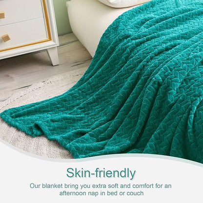 Exclusivo Mezcla Fleece Twin Size Blanket for Bed, 90x66 Inches Soft Cozy Jacquard Flannel Blankets, Lightweight Fuzzy Plush Warm for Winter, Teal