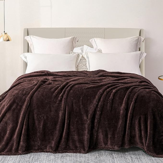 Exclusivo Mezcla Plush Fuzzy Fleece Bed Blanket King Size, Super Soft, Fluffy and Warm Blankets, Suitable for All Seasons (Coffee, 90x104 Inches)