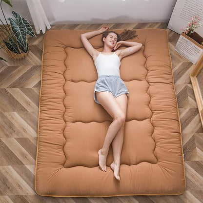 MAXYOYO Japanese Floor Mattress Futon Mattress, Thicken Tatami Mat Sleeping Pad Foldable Roll Up Mattress Guest Mattress Pad Kids Floor Lounger Bed, Light Brown, Twin