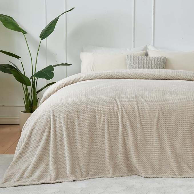 NEWCOSPLAY Super Soft Twin Blanket Linen Premium Silky Flannel Fleece Leaves Pattern Lightweight Bed Blanket All Season Use (Linen, Twin(60"x80"))