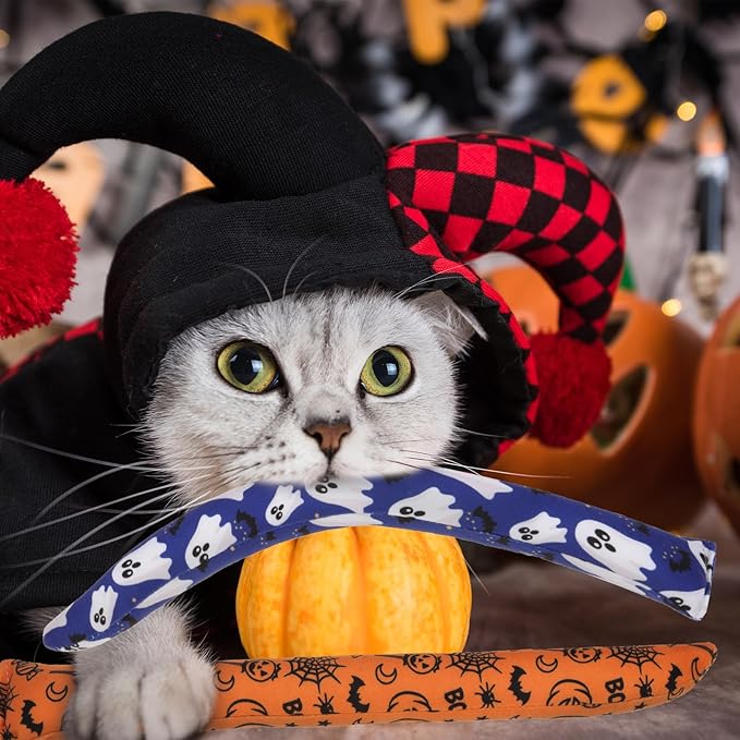 EXPAWLORER Halloween Cat Toys, 4 pcs Soft Pillow Catnip Toys with Bells Inside, Interactive Bite Resistant Fish Shape Kicker Toys for Indoor Kitten Playing-Mewly Pet