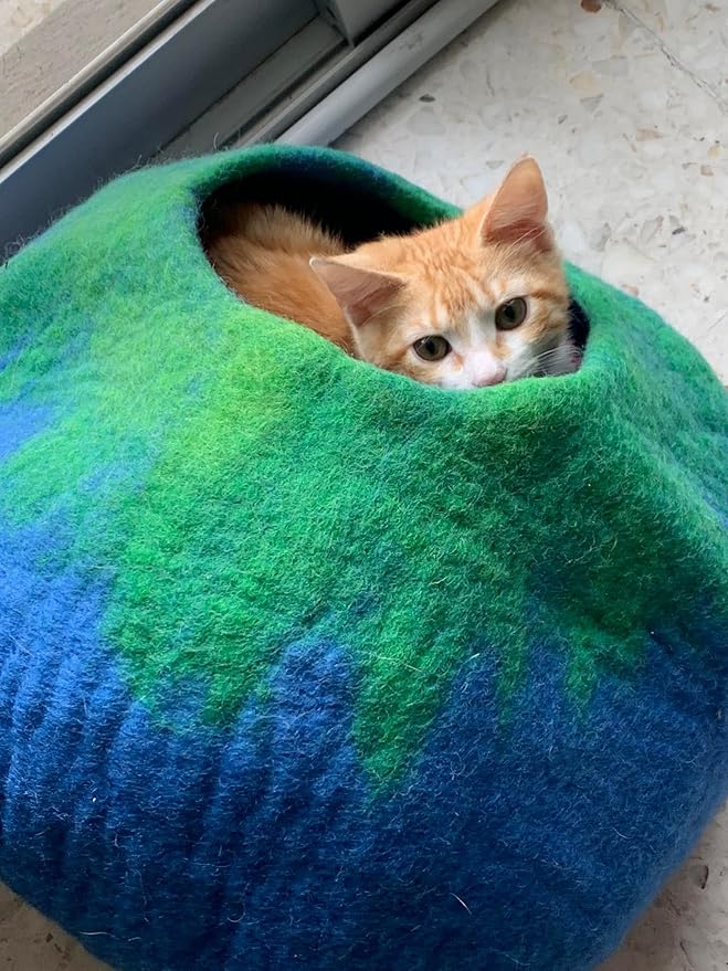 Woolygon Premium Felt Cat Cave Bed – Wool Kitty Beds Handcrafted Kitten Caves Bed for Indoor Cats - Made from 100% Eco-Friendly Merino Wool, Foldable Cat Hidewawy Covered Cat Houses (Emerald Indigo)-Mewly Pet